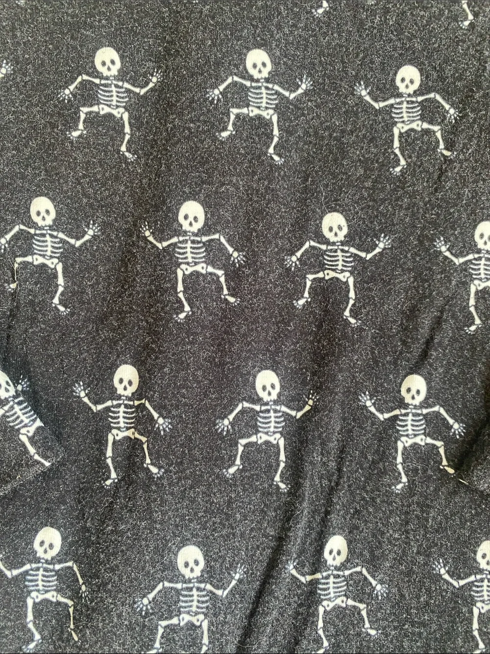 Posh Peanut UNISEX Dancing Skelly Skeleton print footie, size 12-18 months.